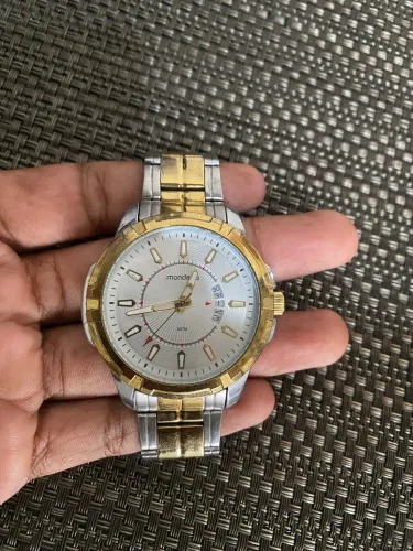 Relógio Mondaine