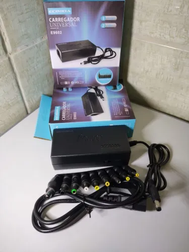 Vendo fonte universal carregadora, modelo Ecooda E9602