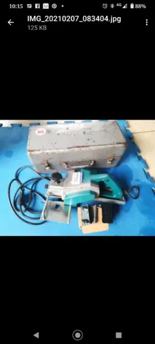 Plaina Makita 1100 Profissional e industrial.