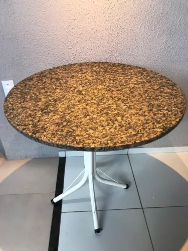 Mesa de mármore redonda 