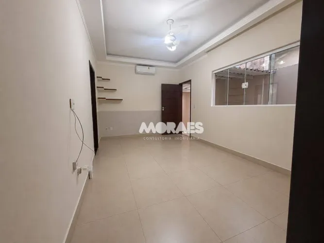 Casa com 3 quartos, sendo 1 suíte à venda, 140 m² por R$ 500.000 - Jardim Terra Branca - B