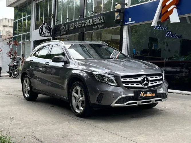 Mercedes-Benz GLA 200 Adv. 1.6/1.6 TB 16V Flex Aut. 2018