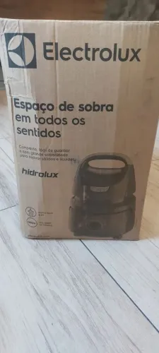 ASPIRADOR DE PÓ E ÁGUA (POUQUÍSSIMO USO)