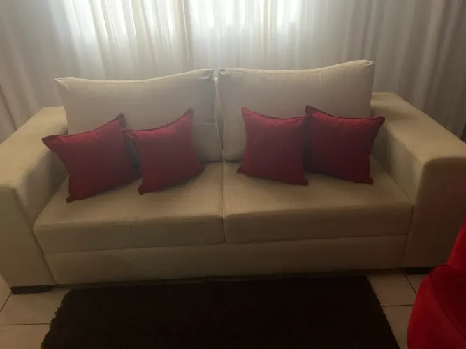 Sofá 2 lugares