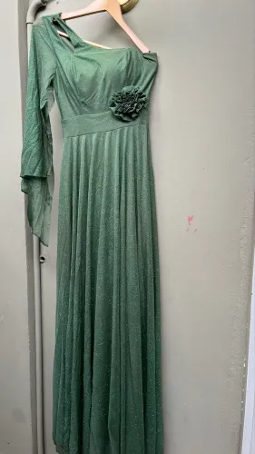 Vestido verde de festa 