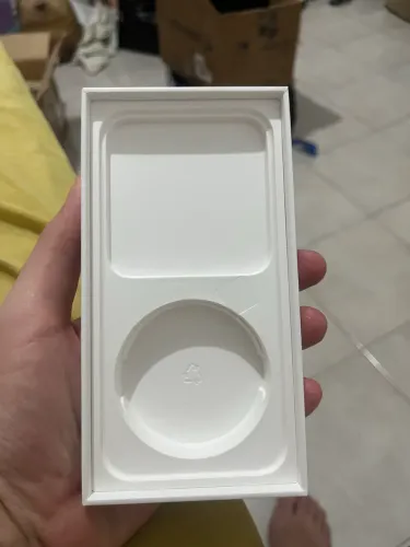 Caixa de iPhone 14 