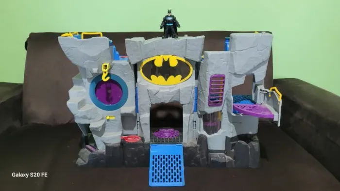 Imaginext Batcaverna + 1 Boneco do Batman - Original