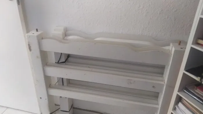 Cama solteiro tipo beliche