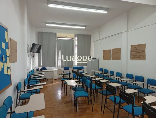 Excelente conjunto comercial com aproximadamente 62,94m² privativos