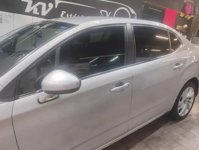 Citroen C4 Lounge Tendance 2.0 Flex 4P Aut. 2014