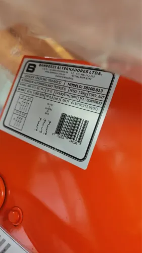 Gerador bambozzi de 30 kVA trifásico 110/220 novo