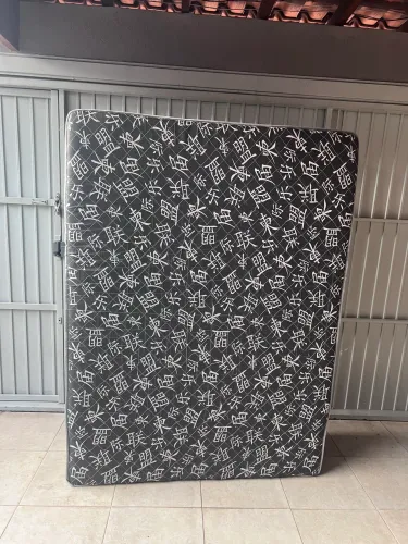 Cama Box de casal com colchão