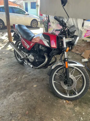moto toda boa pronta pra transfiri. *