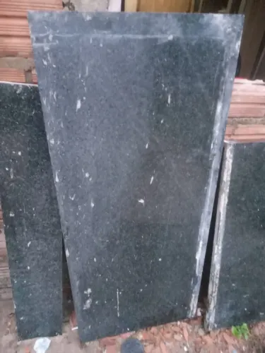 Vender agora granito preto 1.29m x0.76 chama no zap *77