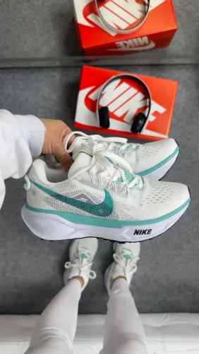 Nike Pegasus traill