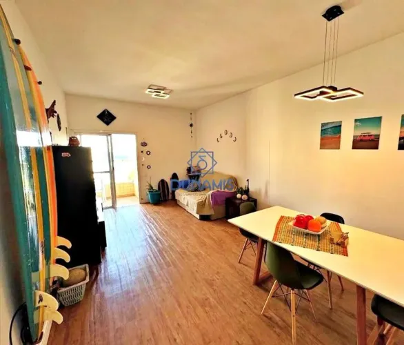 Apartamento com VISTA MAR na Praia de Pitangueiras, área nobre do Guarujá