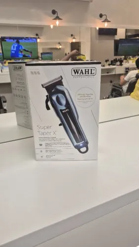 Máquina profissional de corte.