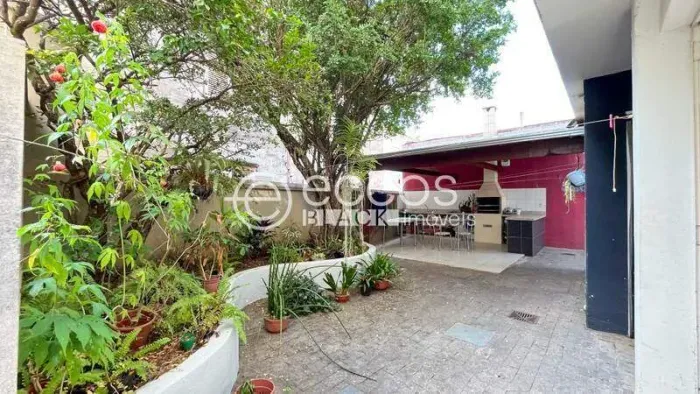 Casa à venda, 7 quartos, 3 suítes, 6 vagas, Serra - Belo Horizonte/MG