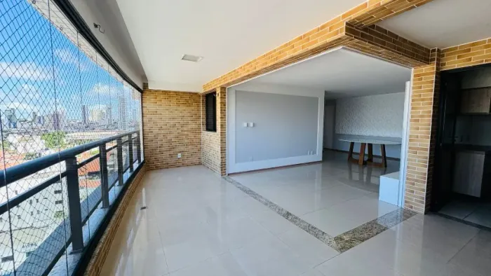 Lagoa Nova | 130m², 3 Suítes | varanda gourmet