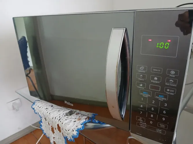Micro-ondas espelhado philco 32 litros