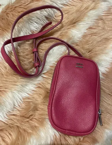 Linda bolsa original Arezzo pink multifuncional com dois tipos de alça
