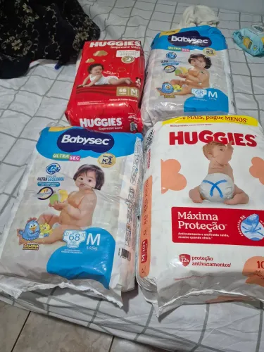 Fraldas tamanho M - Leia a descrição 
