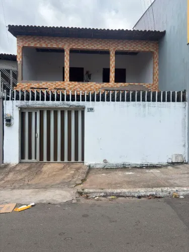 Vendo Casa na Avenida Ferreira Gular