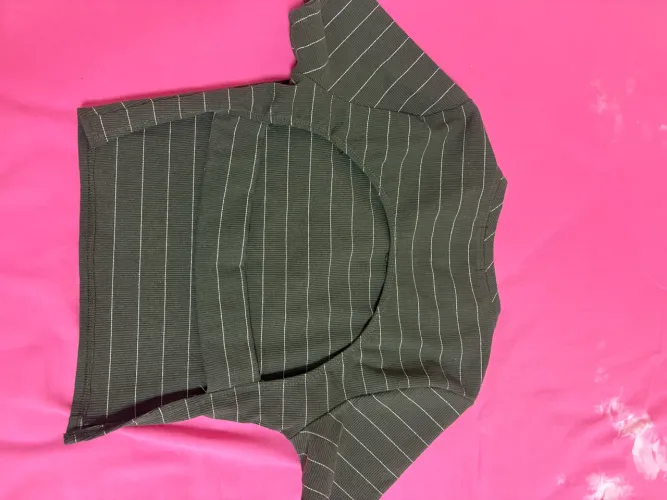 Blusa cropped verde riachuelo