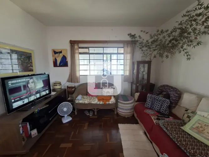 Casa para locação no bairro Vigilato Pereira