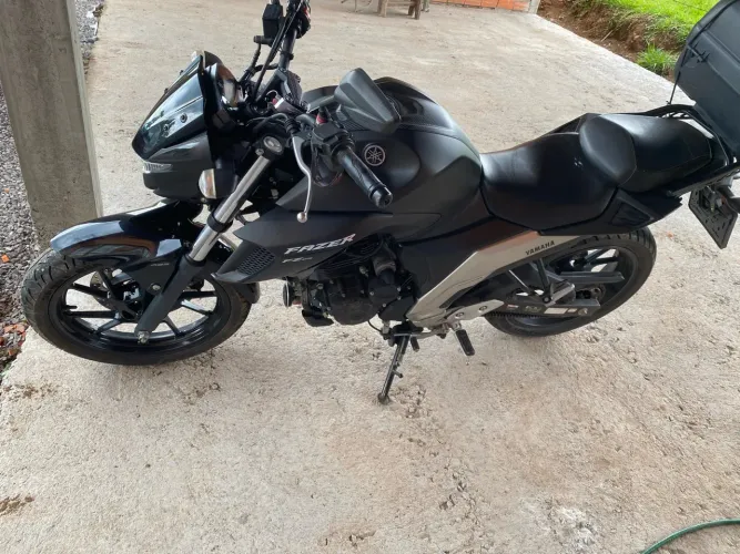 Vendo ou Troco Fz 250 - 2023