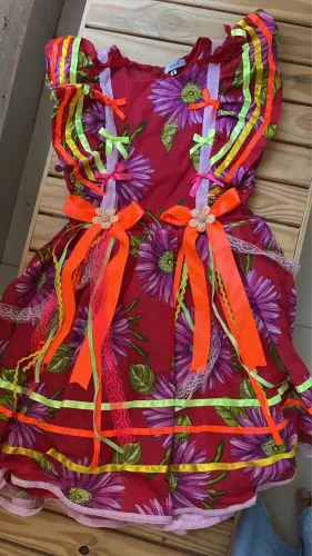 Vendo vestido de quadrilha infantil (NOVO) tamanho 8