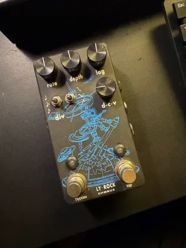 Pedal Julianna Lyrock