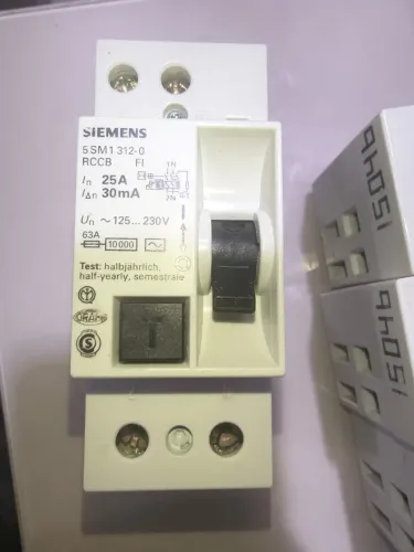 DISJUNTOR DR SIEMENS 25A