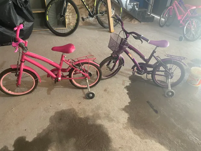 Vendo 3 bicicletas + 1 Capacete