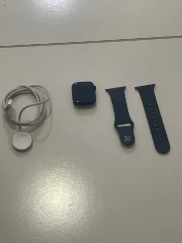 Apple Watch SE novo 