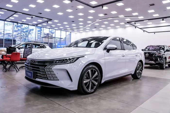 BYD King GL 1.5 16V Híbrido Aut. 2025