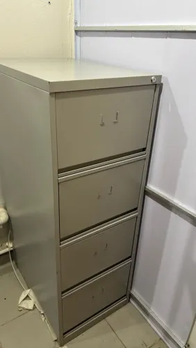 Armário de aço para guardar documento