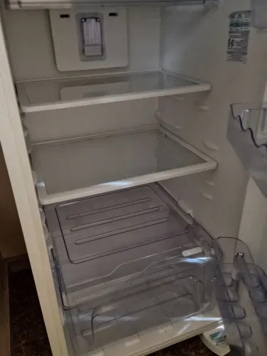 Electrolux Frost Free Duplex DFN41 de 371 litros.