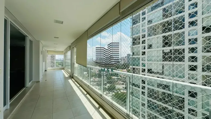 Apartamento para venda com 233 m com 3 quartos em Campo Belo - São Paulo - SP
