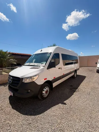 Mercedes-Benz Sprinter 517 Van L.t.a. 18L Diesel (e6) 2025