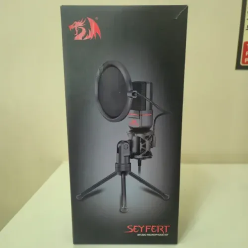 Microfone Redragon Seyfert GM100 - Condensador Gamer para Lives e Gravações