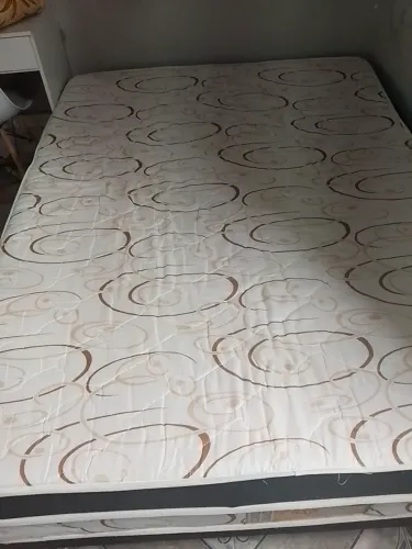 Cama box casal