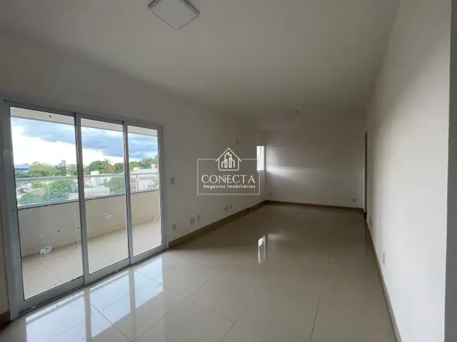 Apartamento amplo disponível para locação, com 100 m² de área privativa e excelente distri