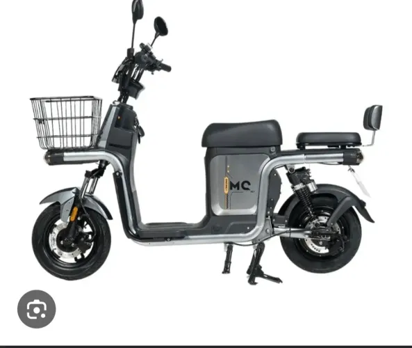 Bike moto chefe semi nova