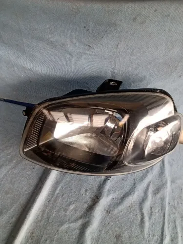 Farol Uno Vivace Máscara Negra Original sem detalhes 2011 a 2014 lado esquerdo