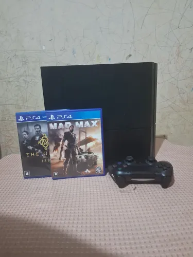 Ps4 Fat com 2 jogos