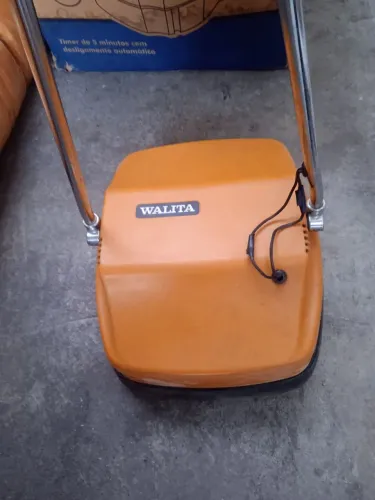 Enceradeira Walita 110 vts