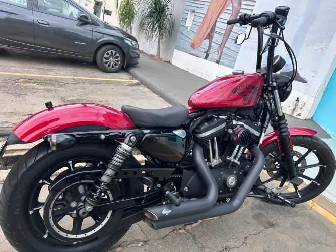 Harley Davidson 883 impecável 