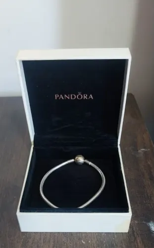 Pulseira Pandora Moments original em prata 925, tamanho 17 cm