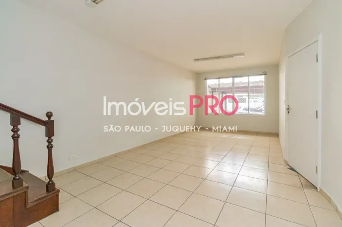 Casa com 3 quartos o1 suíte 2 vagas - Campo Belo